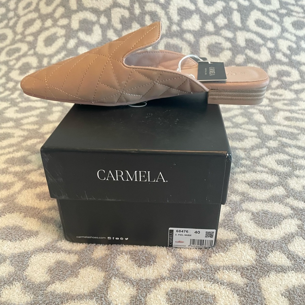 Carmela Z.Piel Nude Mules / Size 9/ New/ Never Worn